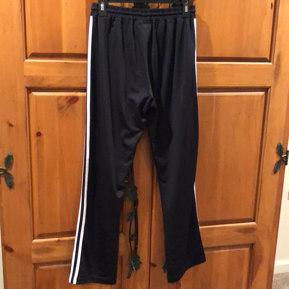 Black and White Joggers - Picture 4 of 4
